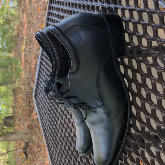 EUC CALDEN K5655 Black Leather 3.2" Taller Elevator Shoes Mens Size 11 - Picture 5 of 10